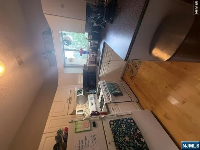 312 Brittany Drive Wayne, NJ 07470