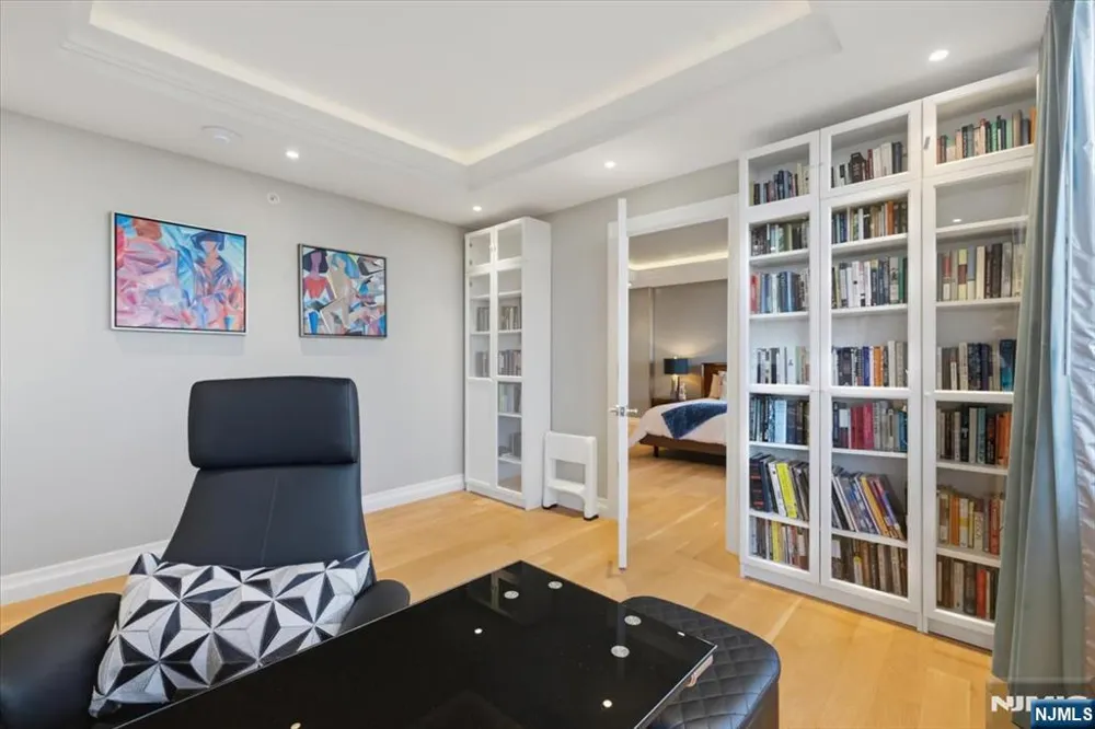 100 Carlyle Drive VG6 Cliffside Park, NJ 07010