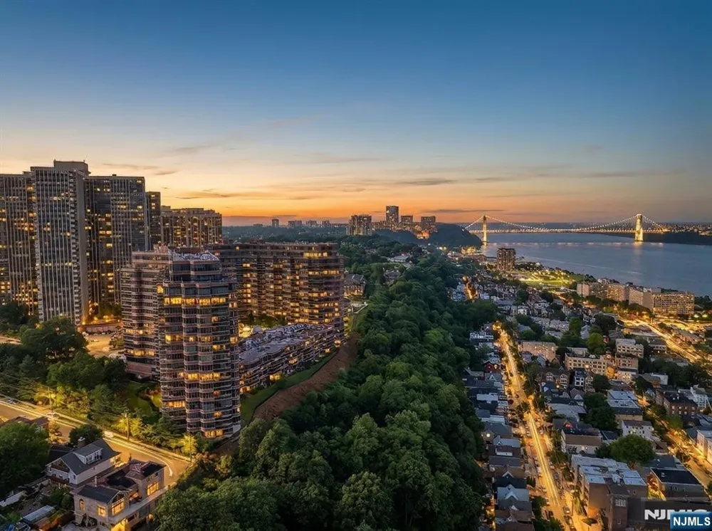100 Carlyle Drive VG6 Cliffside Park, NJ 07010