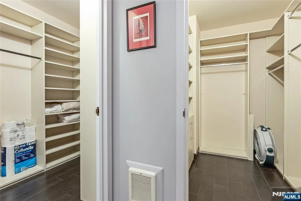 2 Claridge Drive 1NE Verona, NJ 07044