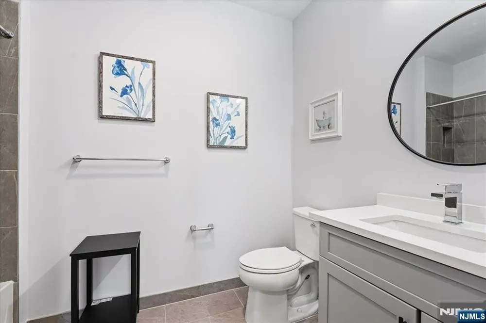 660 Bloomfield Avenue 405 Bloomfield, NJ 07003