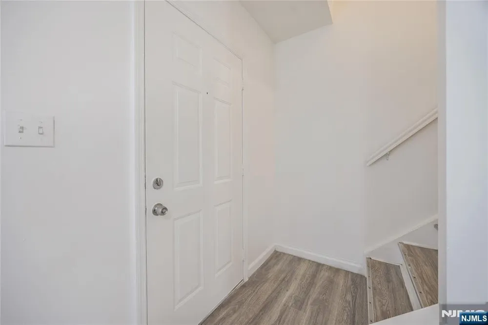 422 Halsted Street East Orange, NJ 07018