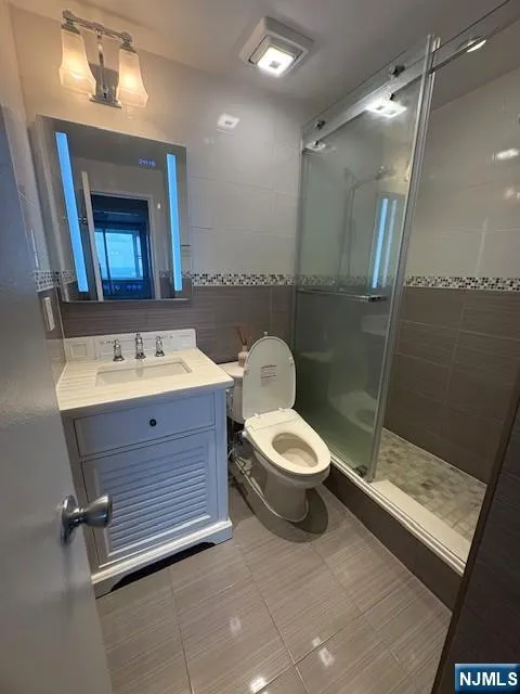 250 Gorge Road 28E Cliffside Park, NJ 07010