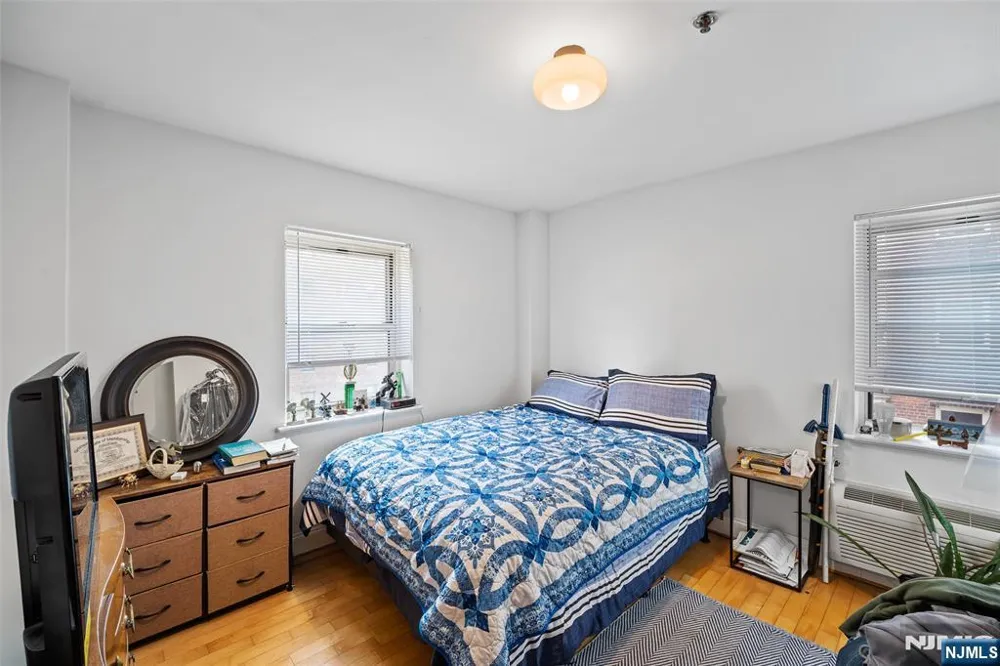 70 Munn Avenue 401 East Orange, NJ 07018