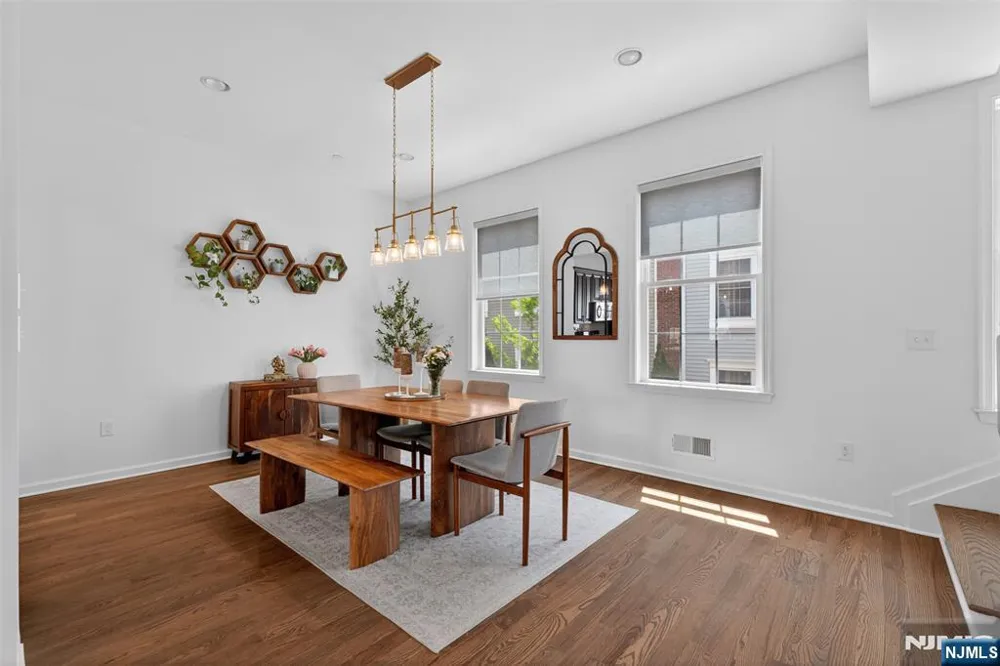 197 Roosevelt Drive Wood Ridge, NJ 07075