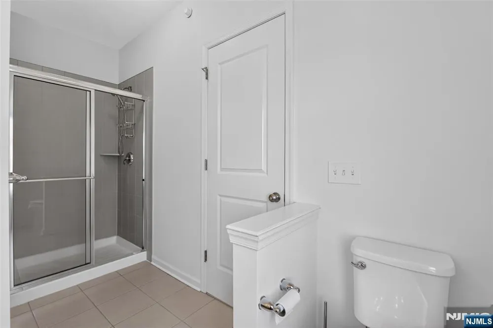 197 Roosevelt Drive Wood Ridge, NJ 07075
