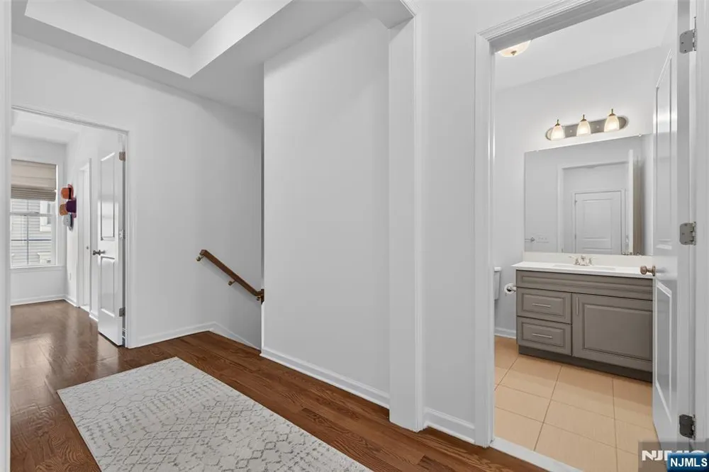 197 Roosevelt Drive Wood Ridge, NJ 07075