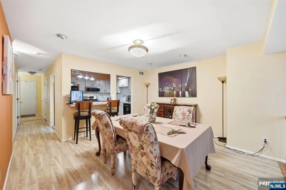 48 Beacon Hill Road D West Milford, NJ 07480