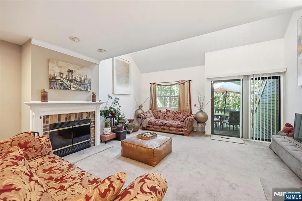 48 Beacon Hill Road D West Milford, NJ 07480