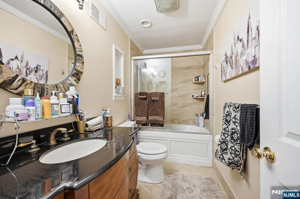 48 Beacon Hill Road D West Milford, NJ 07480