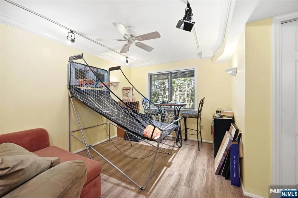 48 Beacon Hill Road D West Milford, NJ 07480