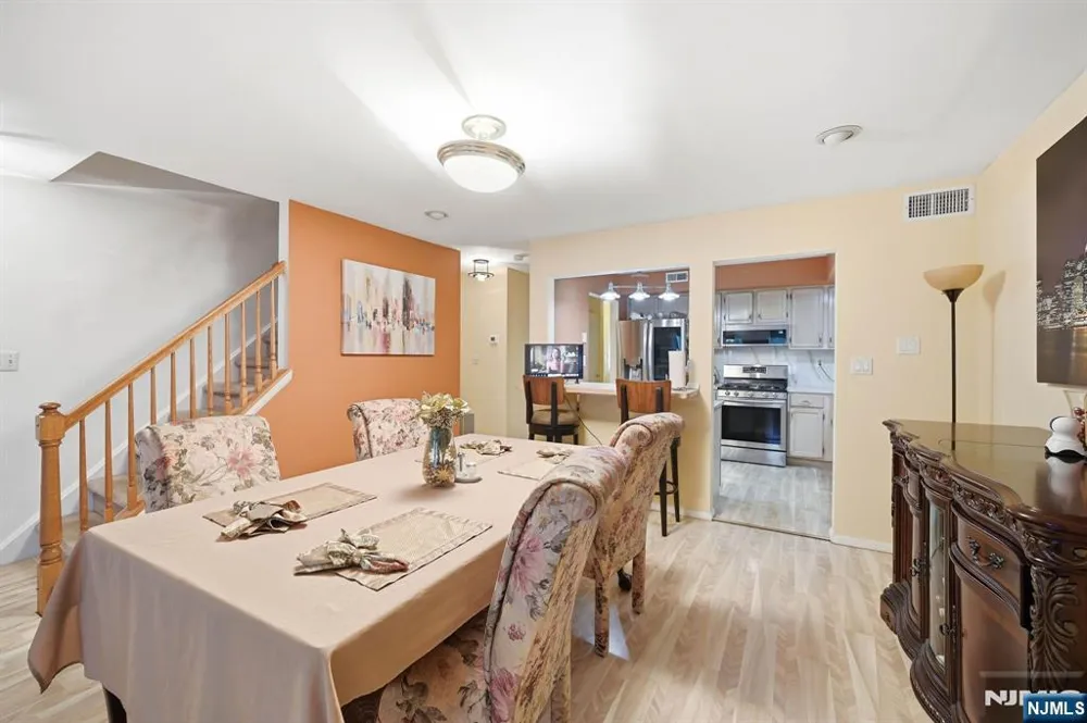 48 Beacon Hill Road D West Milford, NJ 07480