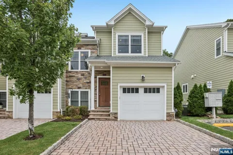 99 Spring Valley Road 103