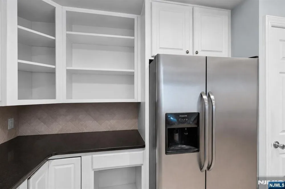 15-19 Tichenor 403 Newark, NJ 07114