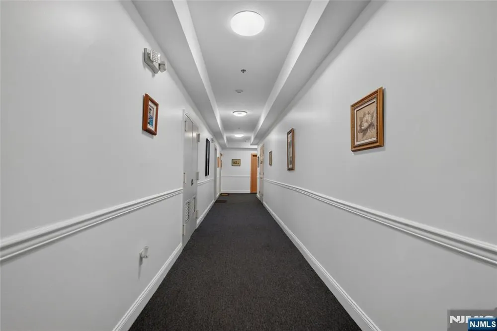15-19 Tichenor 403 Newark, NJ 07114