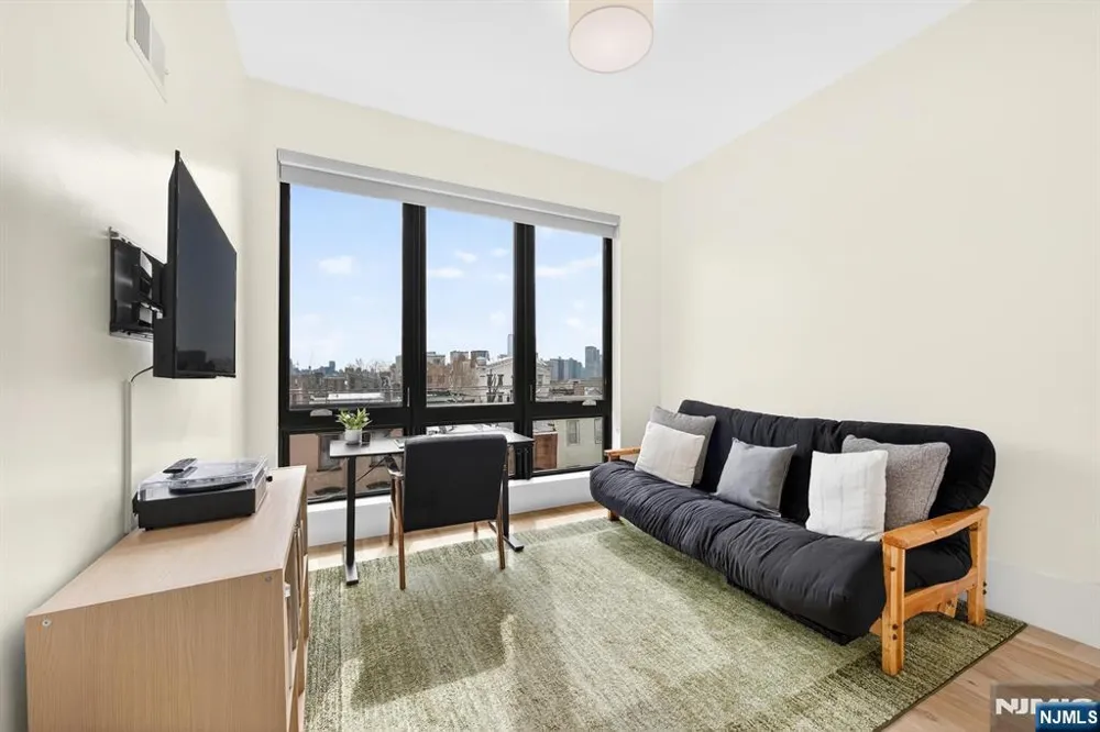 339 Palisade Avenue C Jersey City, NJ 07307