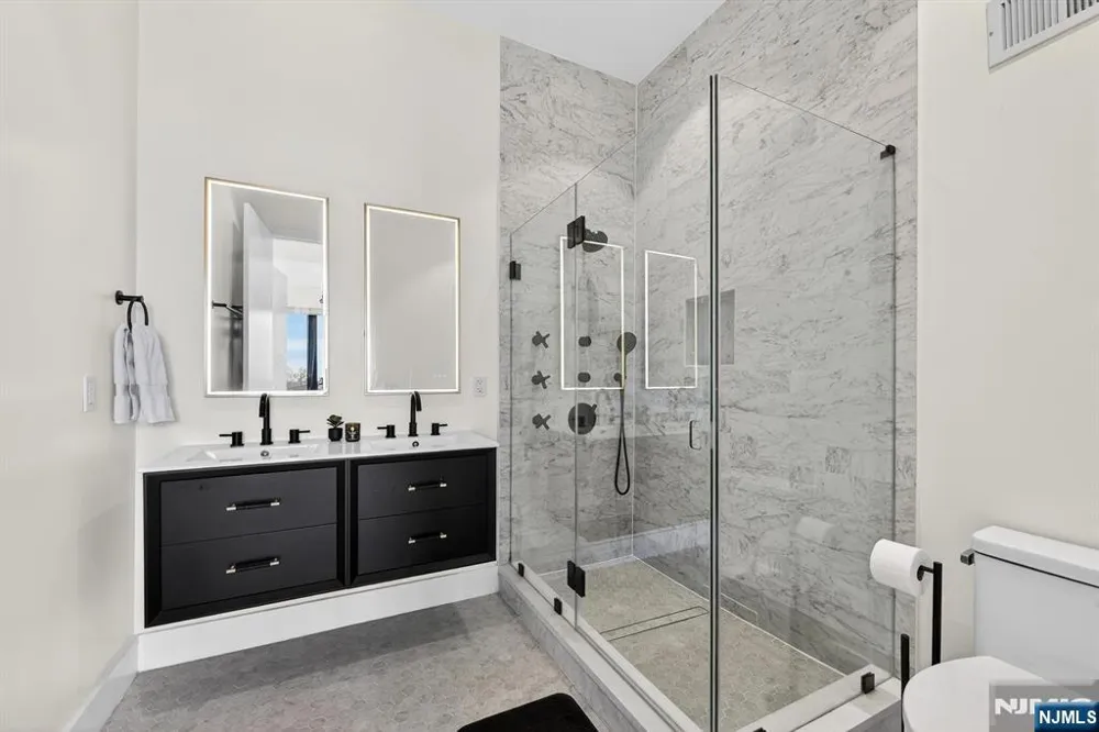 339 Palisade Avenue C Jersey City, NJ 07307