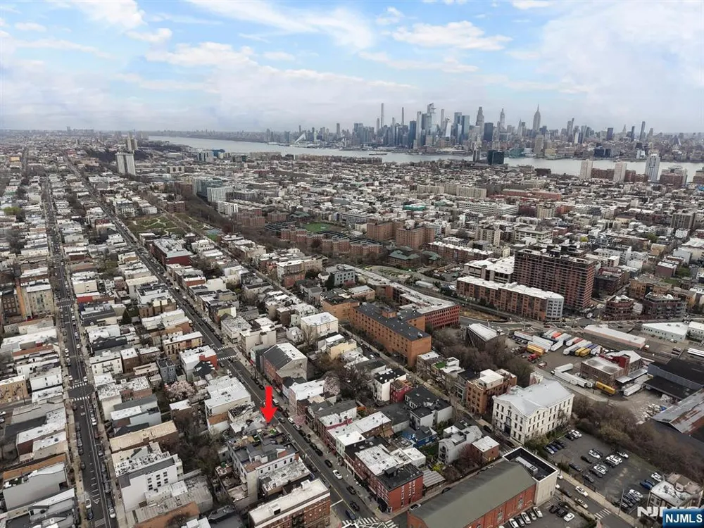 339 Palisade Avenue C Jersey City, NJ 07307