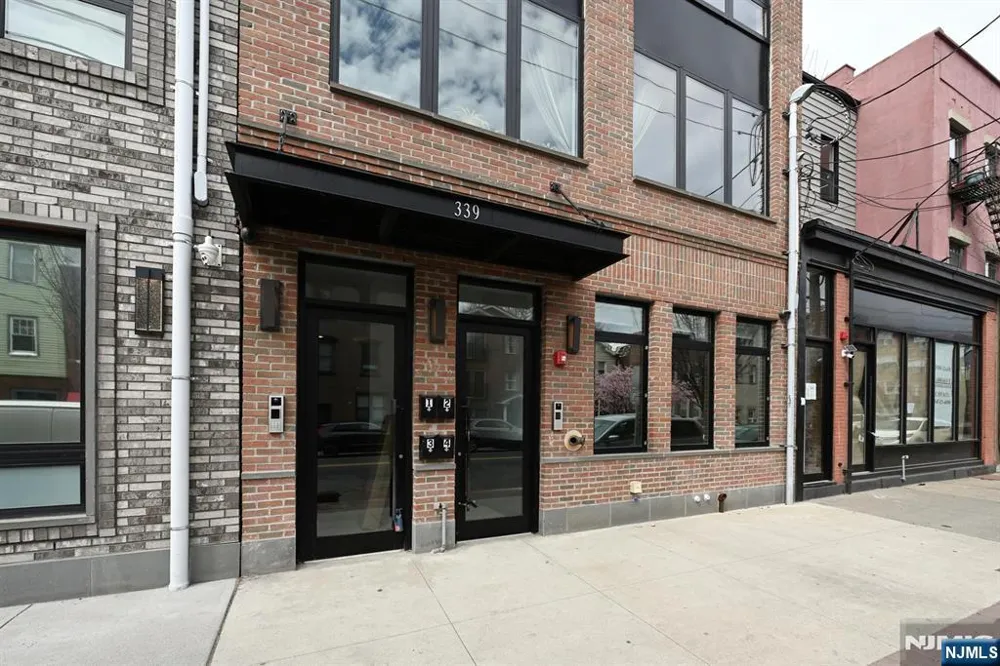339 Palisade Avenue C Jersey City, NJ 07307