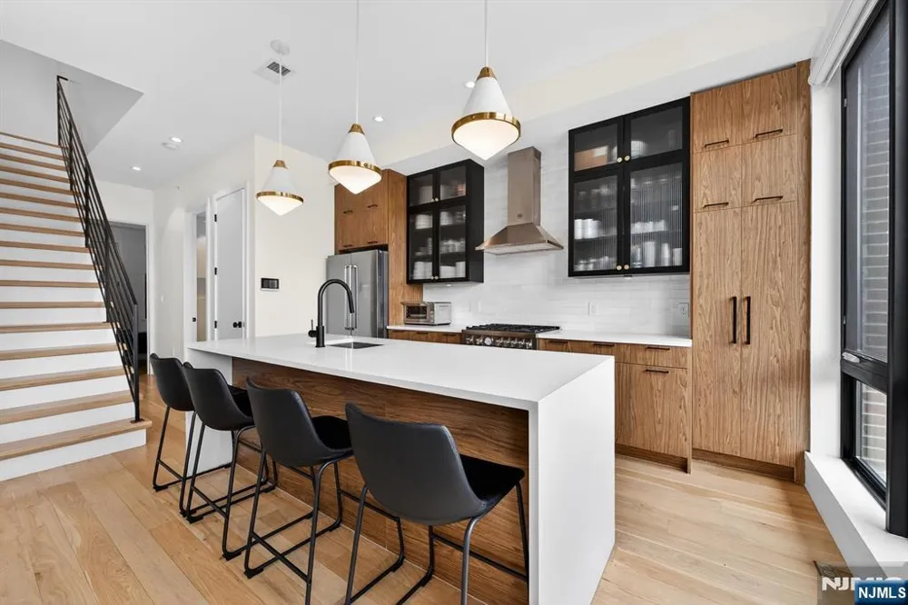 339 Palisade Avenue C Jersey City, NJ 07307