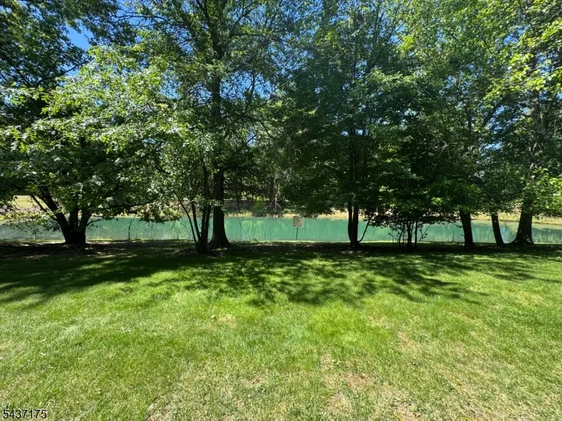 7 Sheffield Ct #7 Unit 7 North Brunswick, NJ 08902