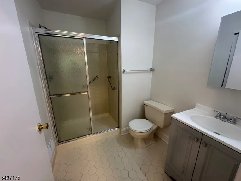 7 Sheffield Ct #7 Unit 7 North Brunswick, NJ 08902