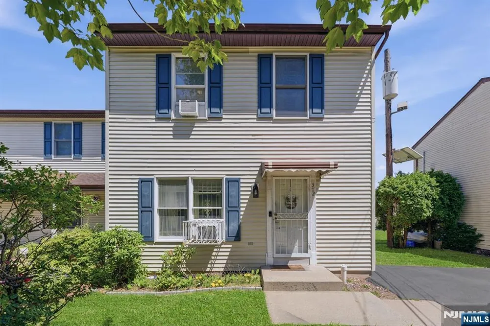 312 Littleton Avenue 804 Newark, NJ 07103