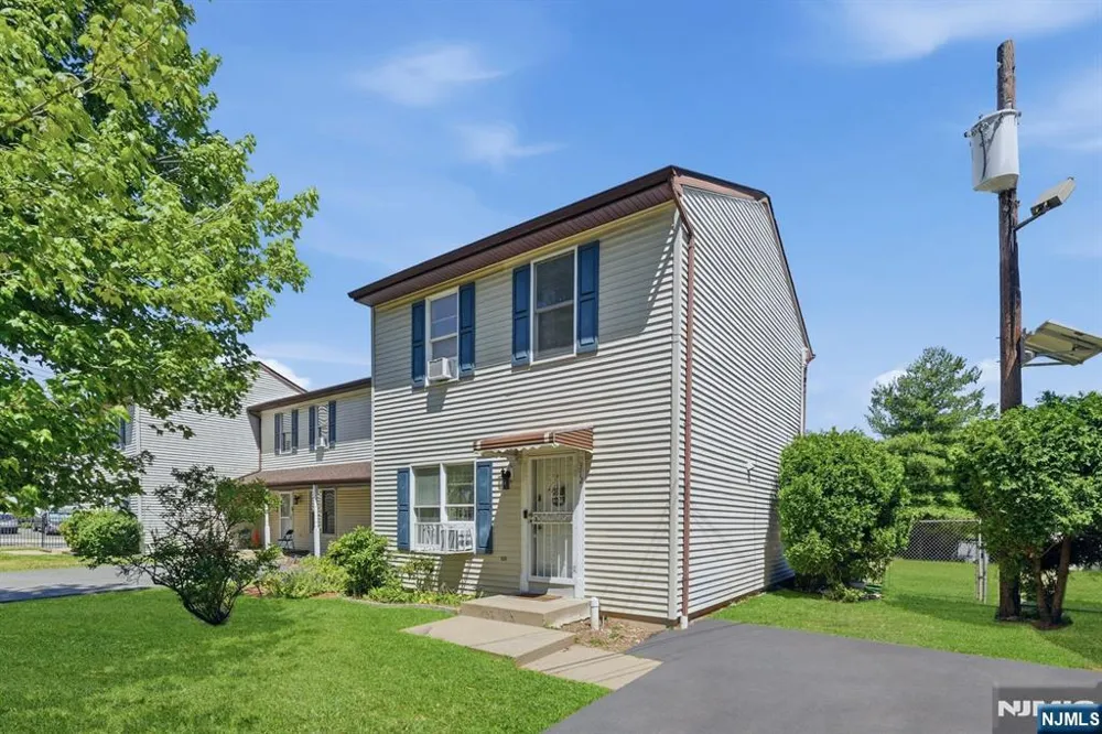 312 Littleton Avenue 804 Newark, NJ 07103