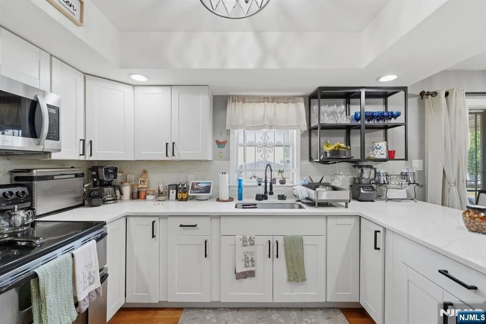 312 Littleton Avenue 804 Newark, NJ 07103