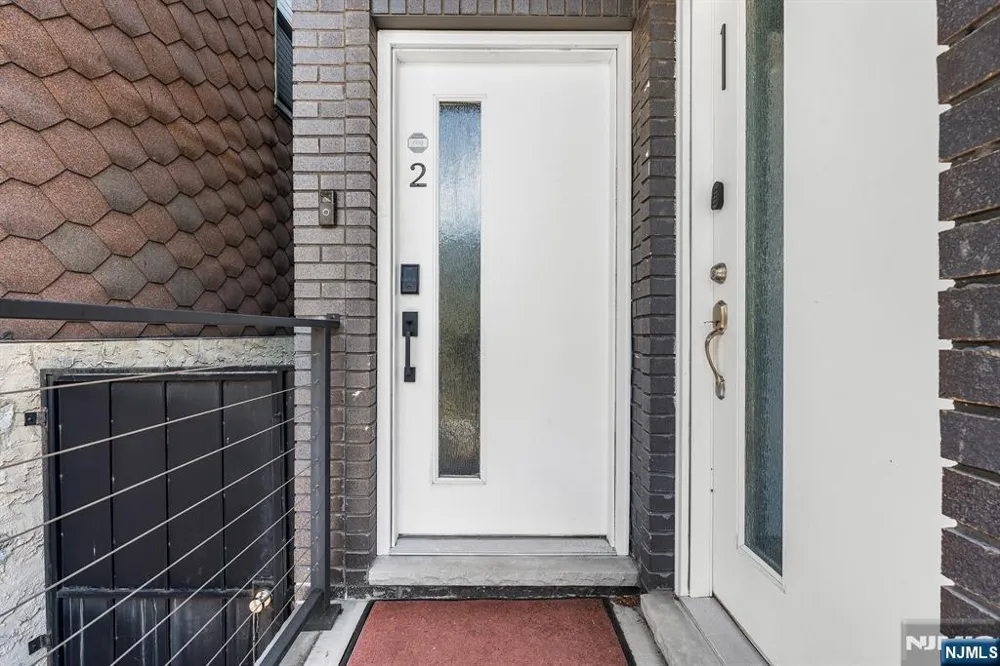 36 Lincoln Street 2 Jersey City, NJ 07307