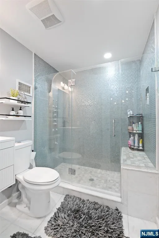 6501 Liberty Avenue F5 North Bergen, NJ 07047