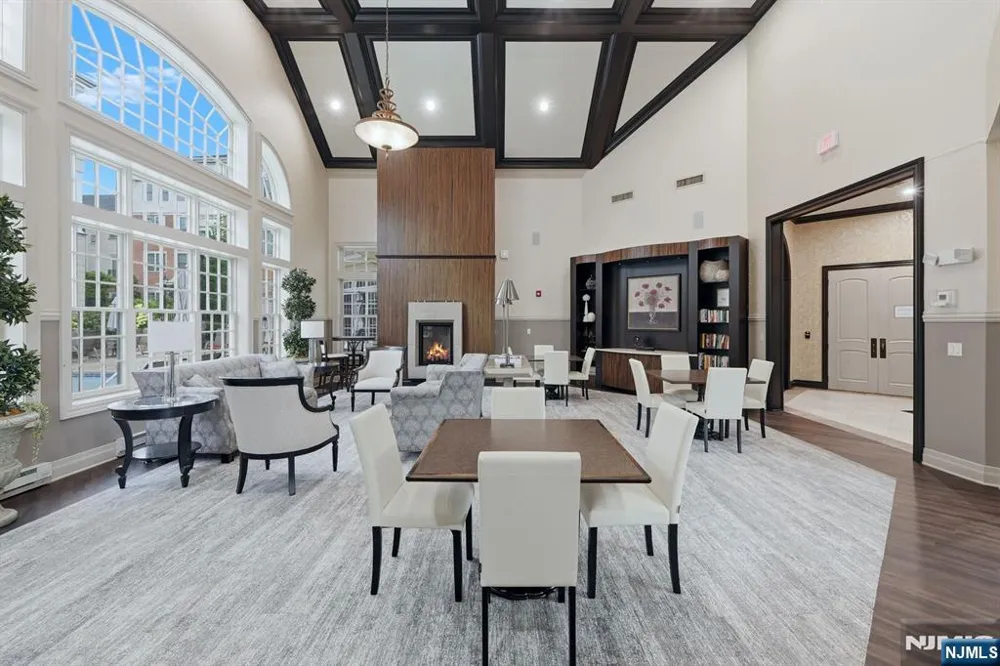 3315 The Plaza Tenafly, NJ 07670