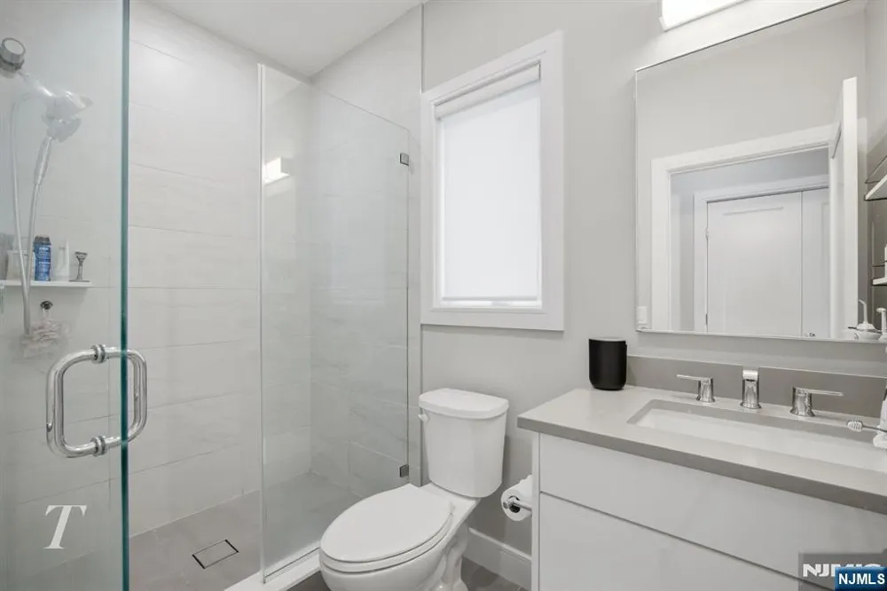 313 8th Street 1 Fairview, NJ 07022