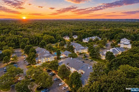 115 Stonyridge Drive 115