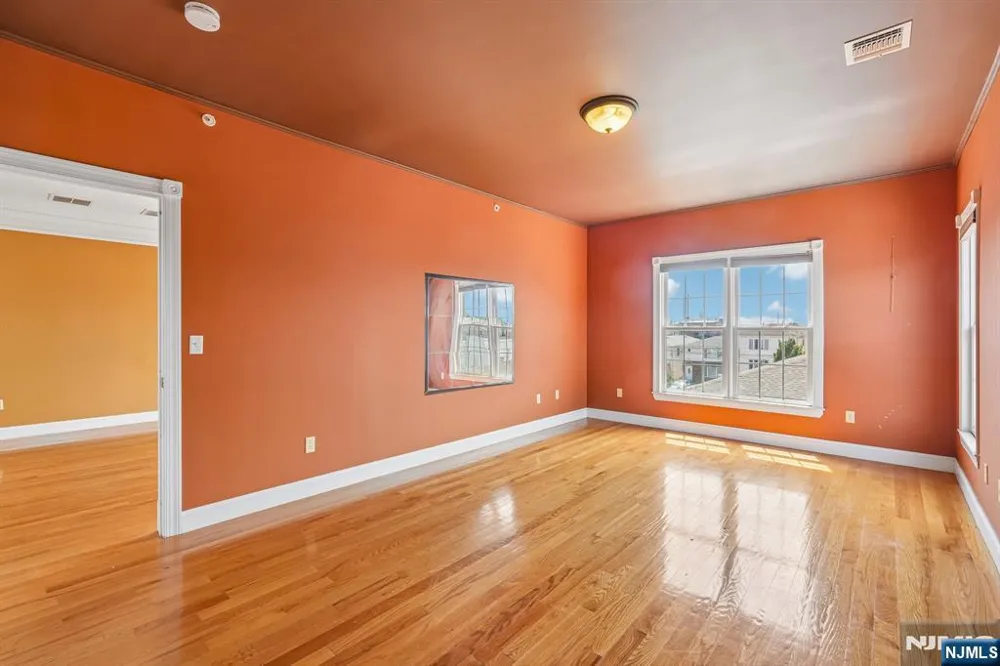 411-419 Chestnut 3 B Newark, NJ 07105