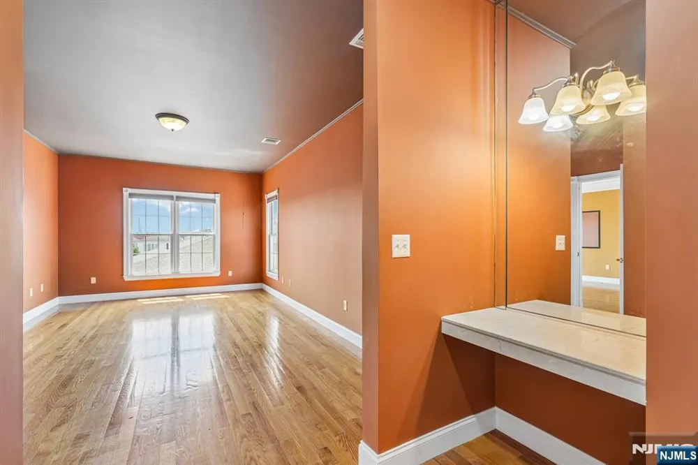 411-419 Chestnut 3 B Newark, NJ 07105