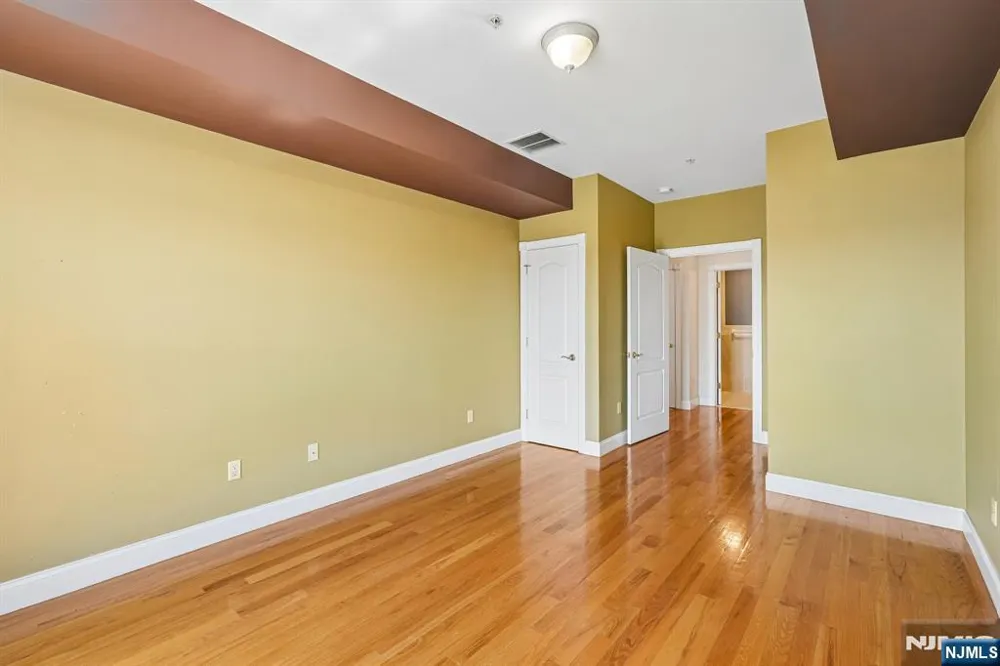 411-419 Chestnut 3 B Newark, NJ 07105
