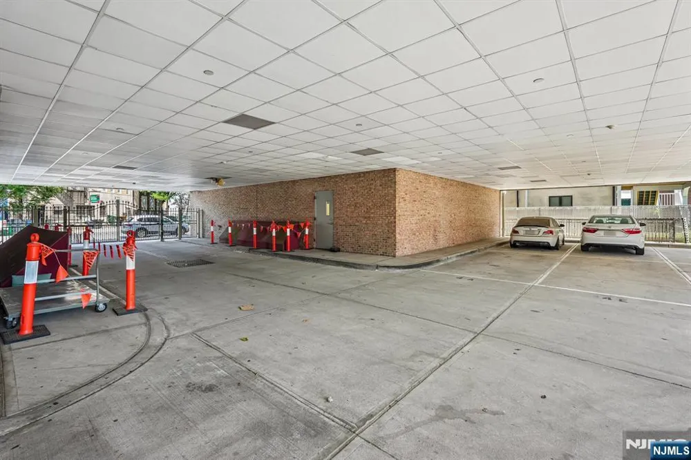 411-419 Chestnut 3 B Newark, NJ 07105