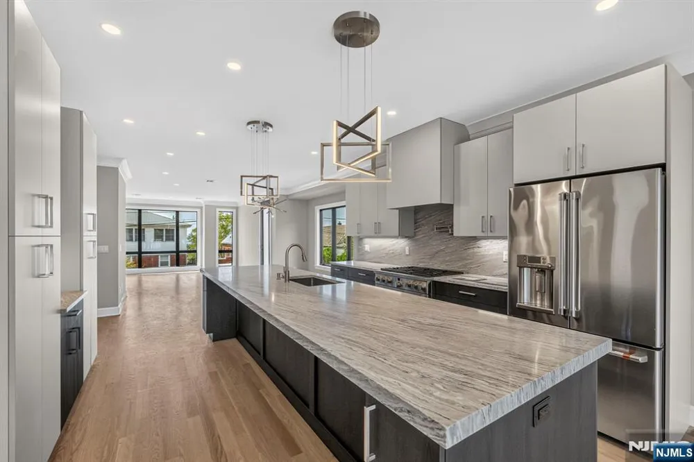 156 Morningside Lane A Palisades Park, NJ 07650