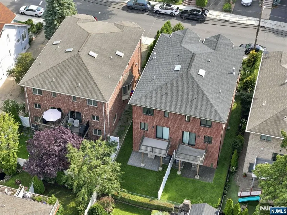 227 Lafayette Avenue B Cliffside Park, NJ 07010