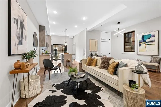 545 Palisade Avenue 2 Jersey City, NJ 07307