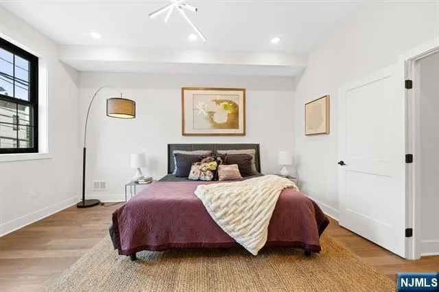 545 Palisade Avenue 2 Jersey City, NJ 07307