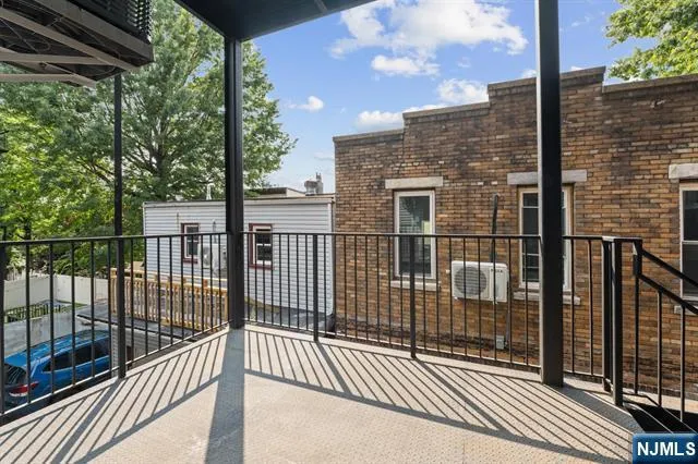 545 Palisade Avenue 2 Jersey City, NJ 07307