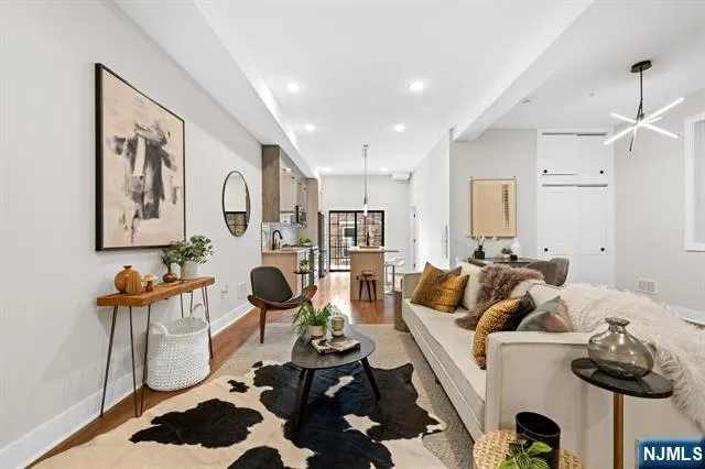 545 Palisade Avenue 2 Jersey City, NJ 07307