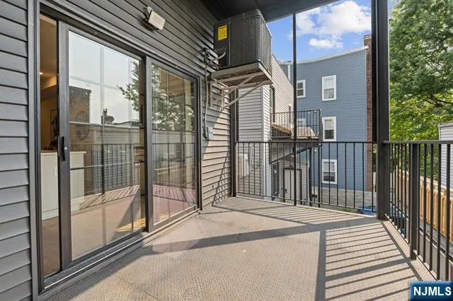 545 Palisade Avenue 2 Jersey City, NJ 07307