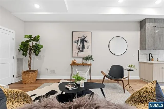 545 Palisade Avenue 2 Jersey City, NJ 07307
