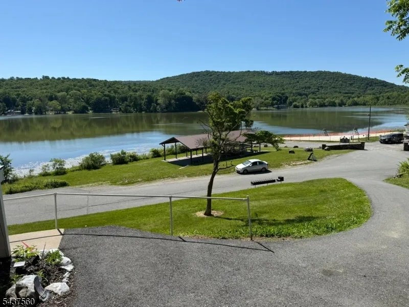 144 Lakeside Dr #5 Unit 5 Liberty, NJ 07823