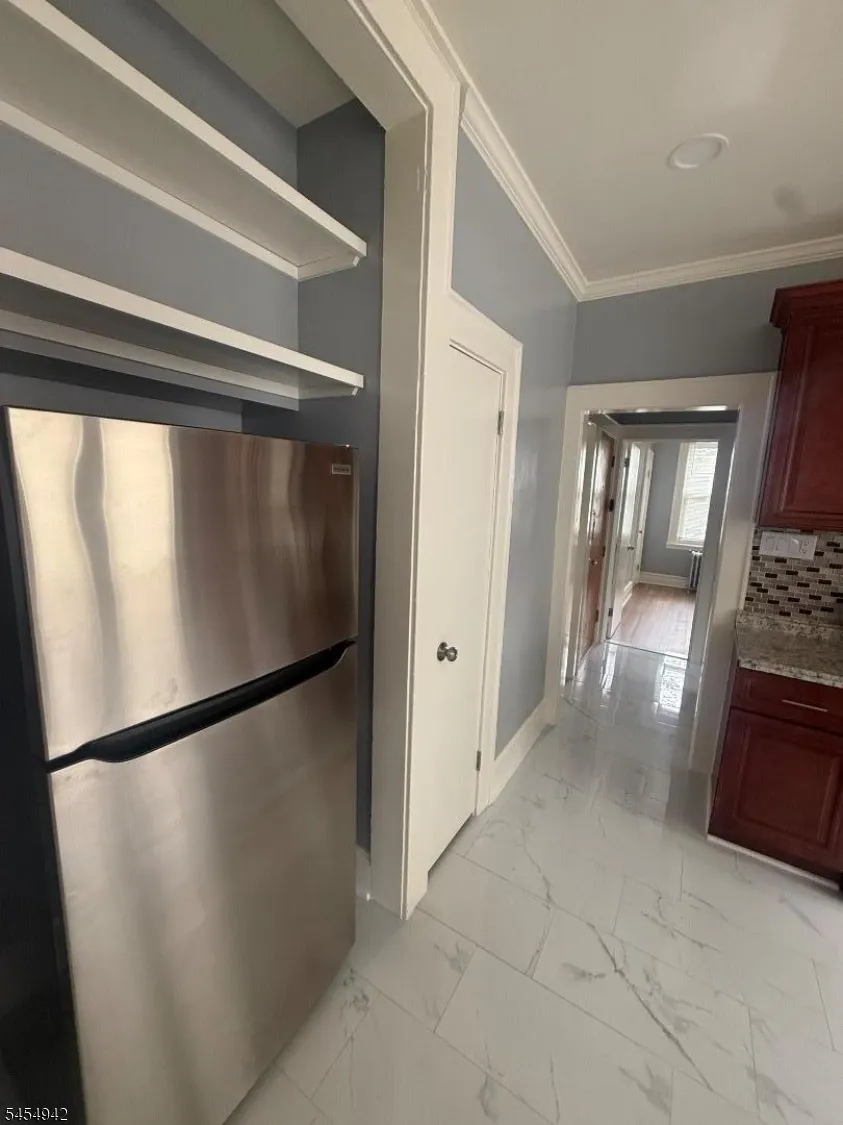 138 Vermont Ave #2L Unit 2L Newark City, NJ 07106