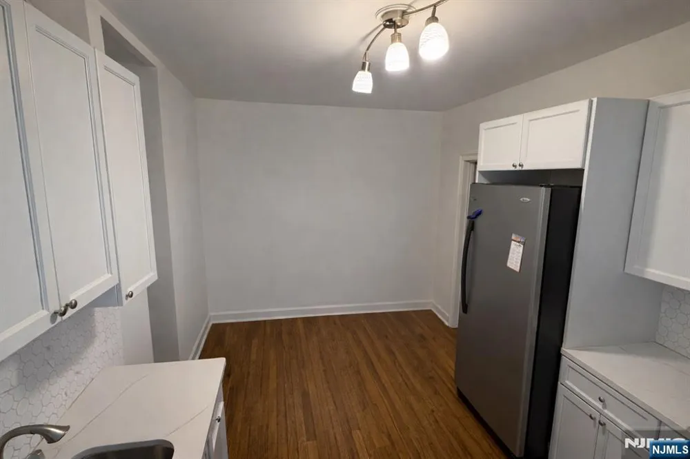 325 79th Street 23 North Bergen, NJ 07047