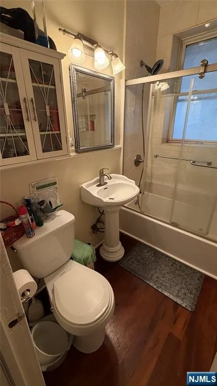 325 79th Street 23 North Bergen, NJ 07047